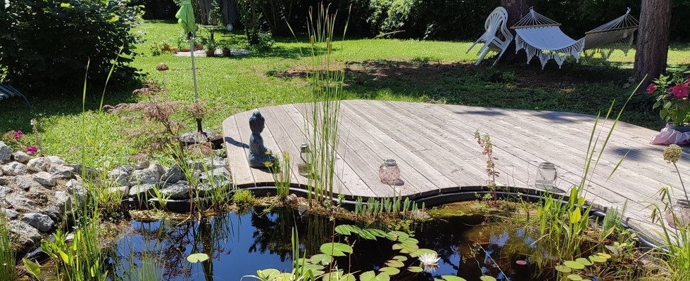Vermietung von schönen, hellen Praxis-, Yoga-, Seminar-, Kunst- und Büroräumen mit Garten