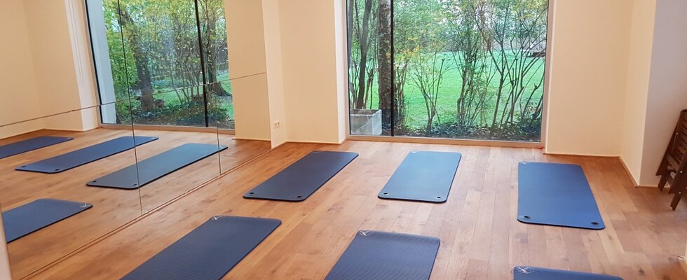 Gerne Vermiete ich mein wunderschönes ruhig gelegenes Pilatesstudio mit Blick ins Grüne (8. Bez.)
