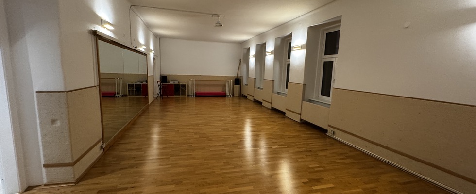 Studio für Yoga, Ballett etc. stundenweise zu vermieten
