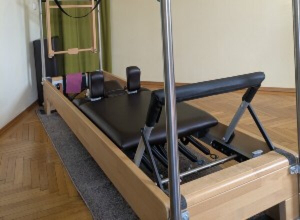 Für Fans von Pilates & Yoga Studio
