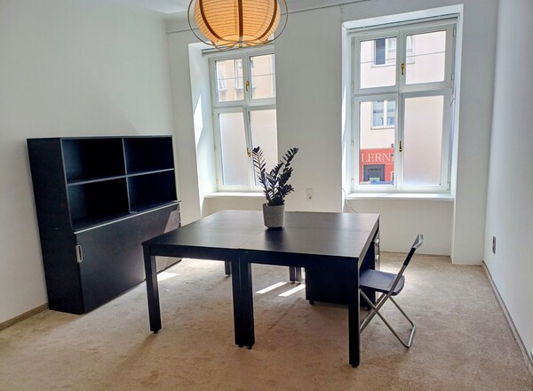 BÜROPLATZ in 1150  zu vermieten