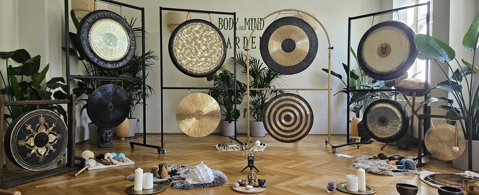 Gong Mini Puja