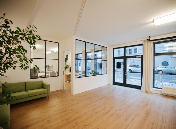 Arbeitsplatz / Fotostudio / Workshopraum /Pop up in Margareten!