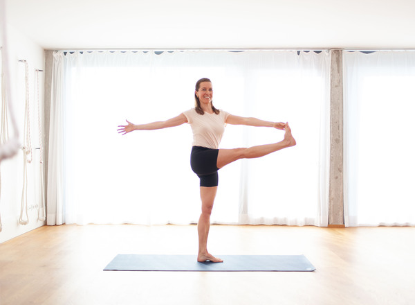 Morgen Yoga für Einsteiger*innen und Wiedereinsteiger*innen