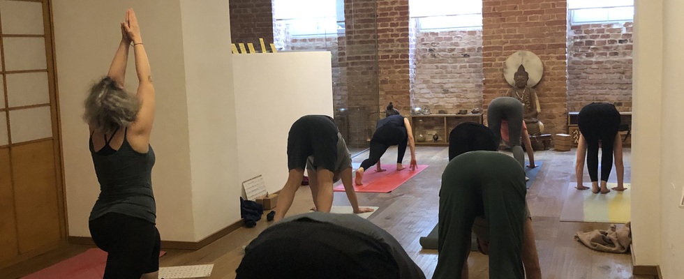 Yoga für Anfänger ab 3. März 2026 