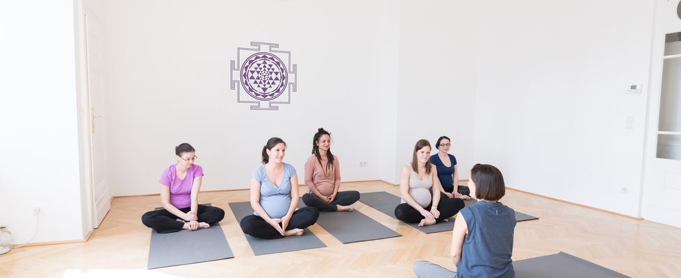 Yoga für Schwangere - Prä- und Postnatalkurse