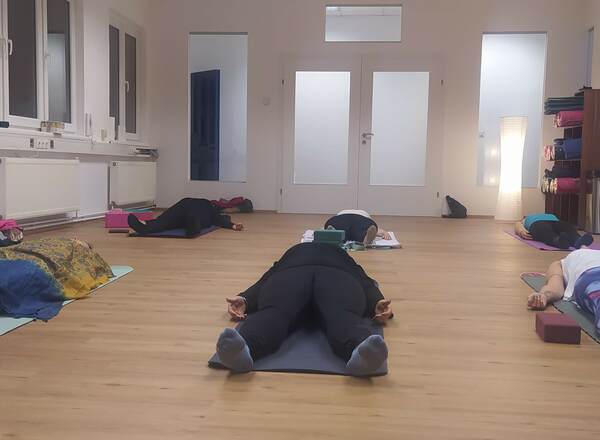 Hatha-Vinyasa Yoga in der Vital-Fabrik