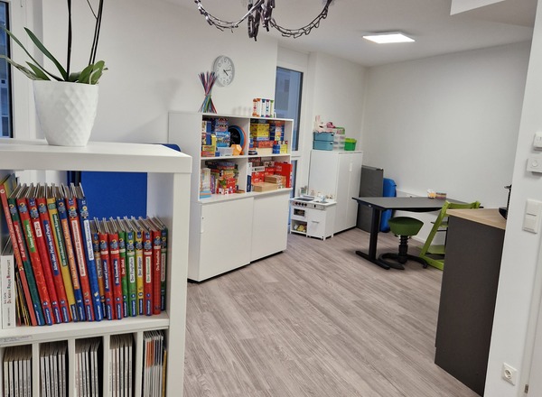 Praxis für die Arbeit mit Kindern zu vermieten