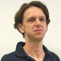 Vermiete zur Mitbenutzung tageweise Praxisraum
