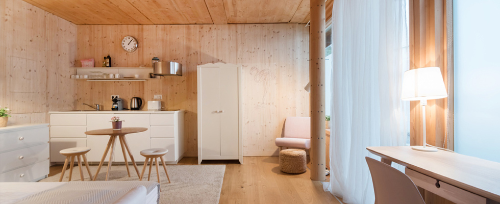 Vermiete kleines Zimmer als Home Office
