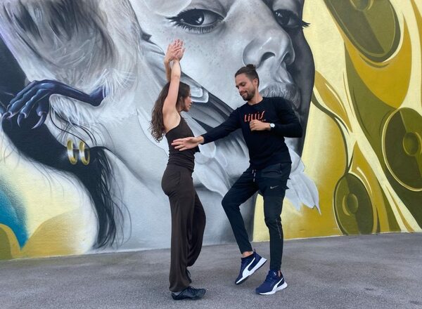 Schnupperstunde Salsa & Bachata Basic 1-2 Kurs