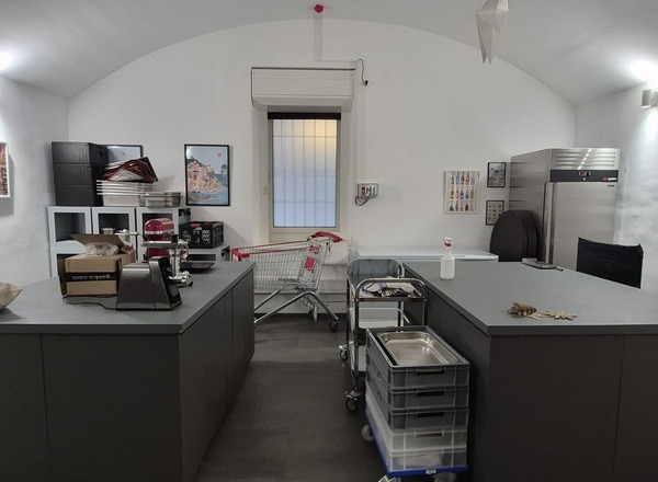 Ich möchte den Raum von Montag bis Sonntag mit einer Person teilen