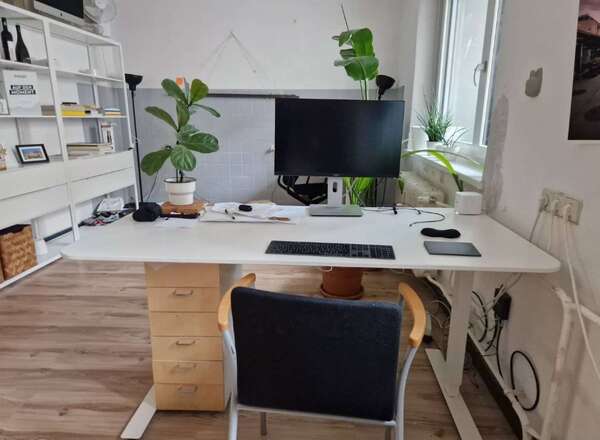 Arbeitsplatz in kreativer Bürogemeinschaft - 1090 Wien (Marktgasse)