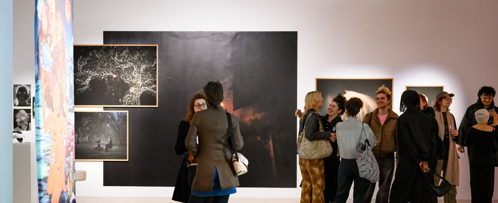 Tour durch unsere Ausstellung mit Philosoph Arno Böhler