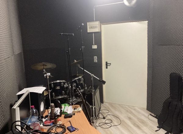 Proberaum/Studio zur Mitbenutzung 