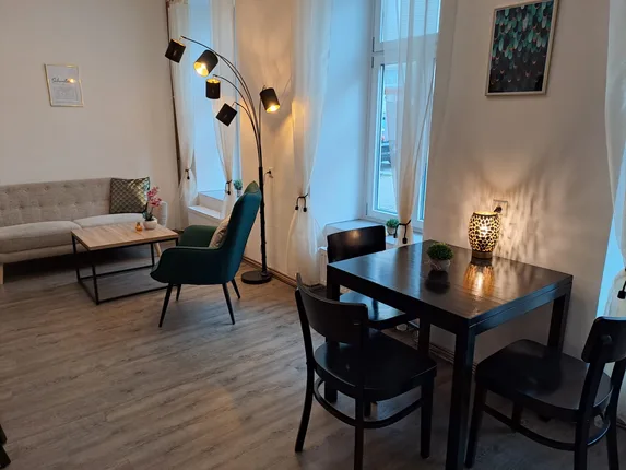 Genussmensch - Österreichische Lebensmittelspezialitäten (Zusatz-Service: Paradeisa-Abholmarkt, DPD & Hermes-Paketshop) – Foto 4