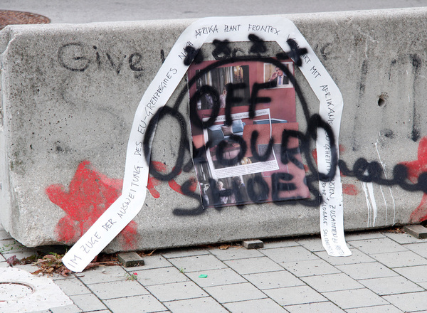 Eröffnung: OFF YOUR SHOES