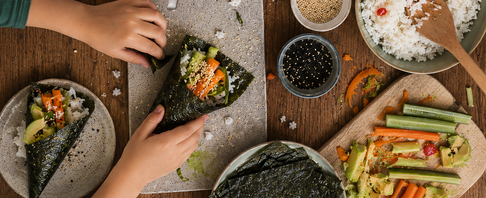  Gemeinsam gesund kochen: Temaki-Sushi selber rollen für Kinder und Jugendliche