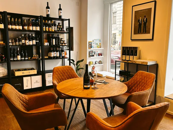 Neighbor Wine Store – Foto 2