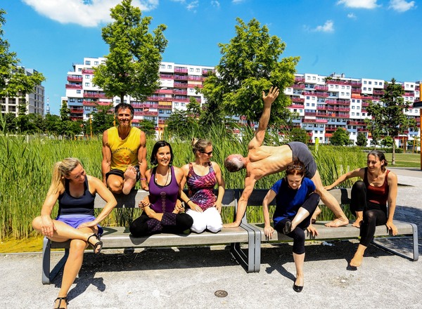 20 Jahre Yogastudio Ooom - gratis Praxis und Party!!