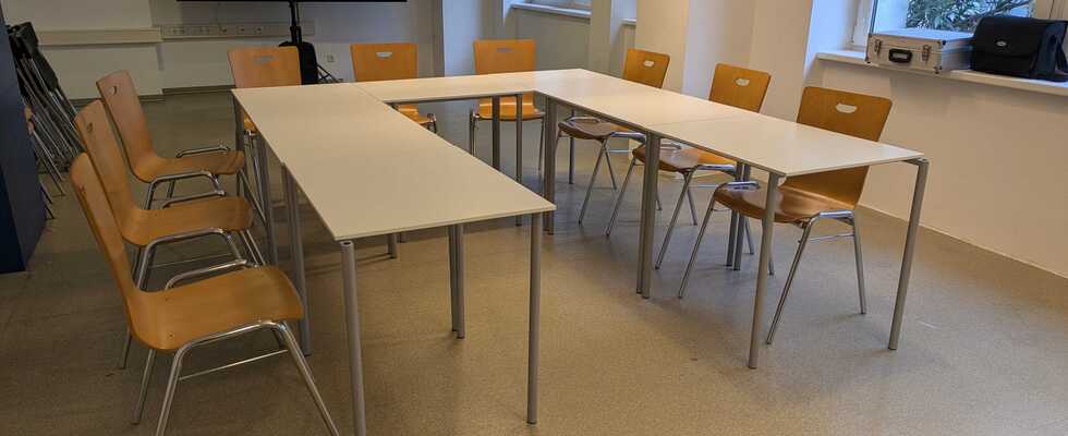 50 m2 heller Seminarraum zur stunden- oder tageweisen Nutzung!