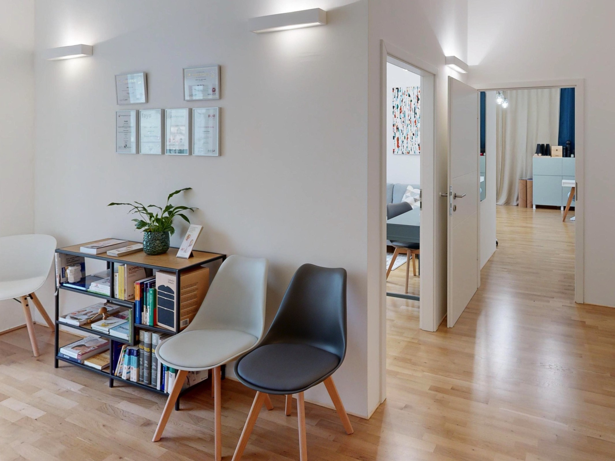 🏡 Heller, ruhiger Praxisraum im Herzen von Wien (8. Bezirk – Strozzigasse)