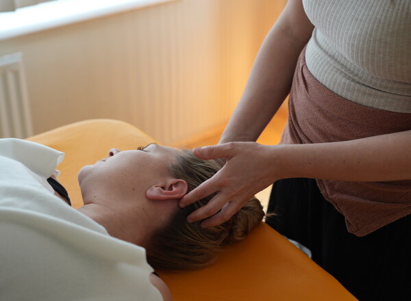 Ayurveda Massage für erholsamen Schlaf