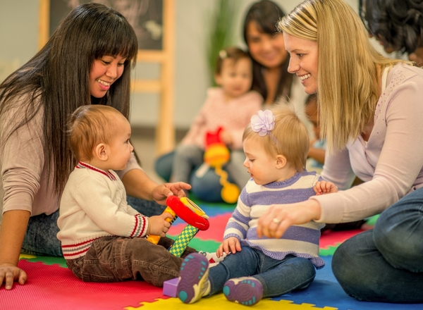 Eltern-Kind-Spielgruppe für 1-2 Jährige