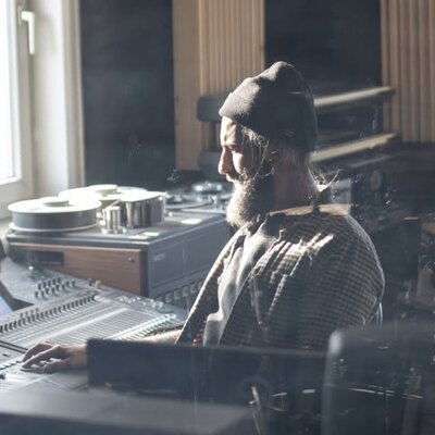 Suche Räumlichkeiten für ein Tonstudio