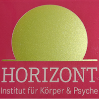 Wir vermieten. Therapieräume, einen Gruppenraum mit Klavier & Dachterrasse