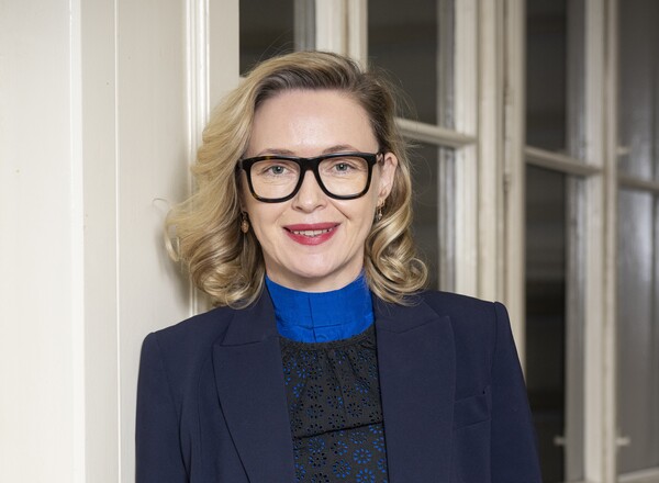Barbara Haas liest aus "Bullshit mit Blümchenkleid"