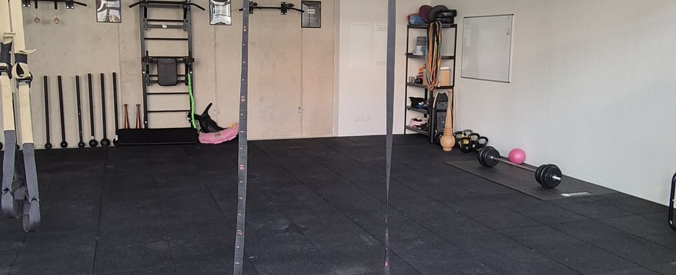 Kurs- & Fitnessraum 74m2 mit Gummiboden