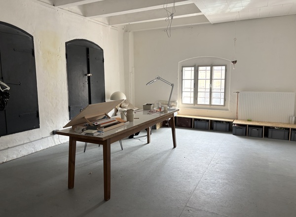 Atelierplatz zu vermieten – 31 m² im Gemeinschaftsatelier