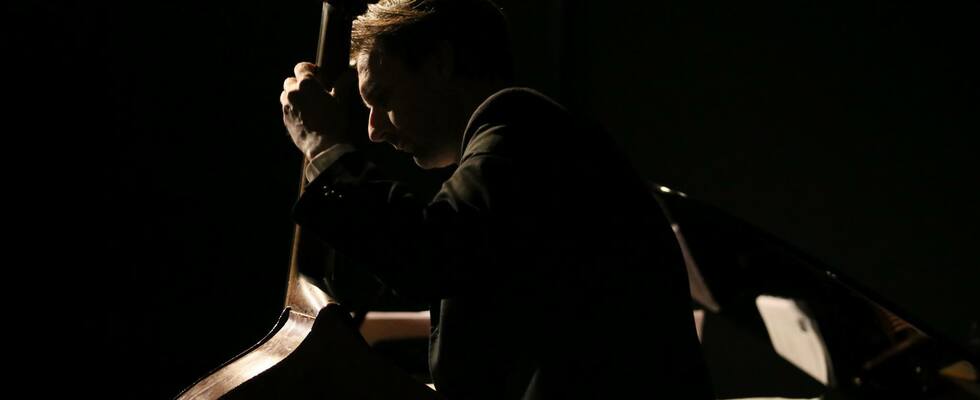 "Joe Abentung Trio - Any Questions?"