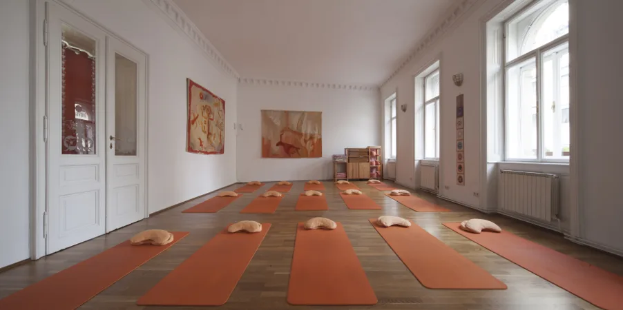 Bhavani - Yoga and Creativity – Foto 1