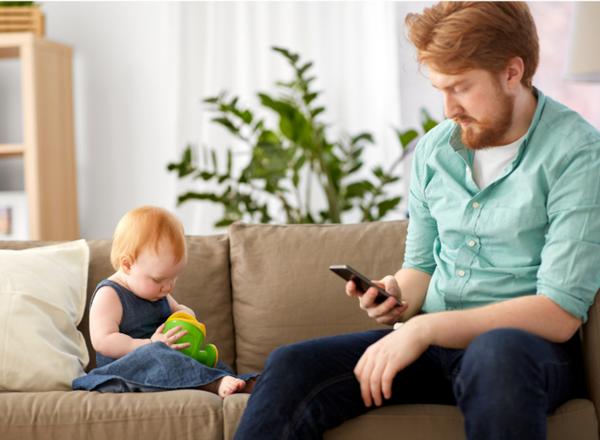 Smartphone und frühe Kindheit – „Das Handy ist spannender als ich“