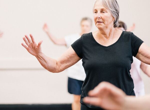 Tanztherapiegruppe für Menschen mit Parkinson und deren Angehörige/Freunde