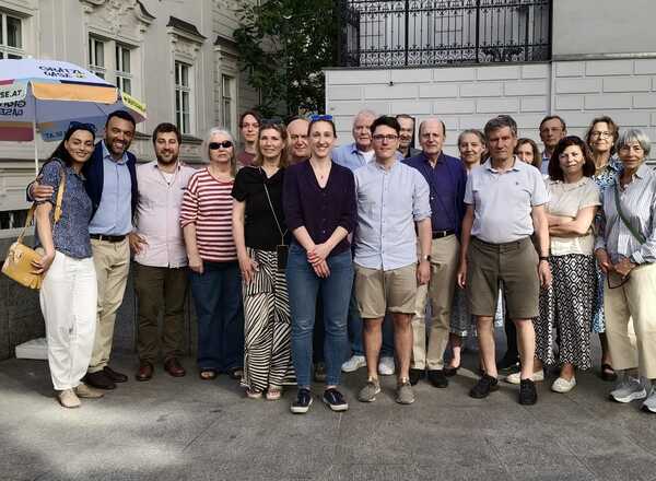 Picknick mit der Nachbarschaft