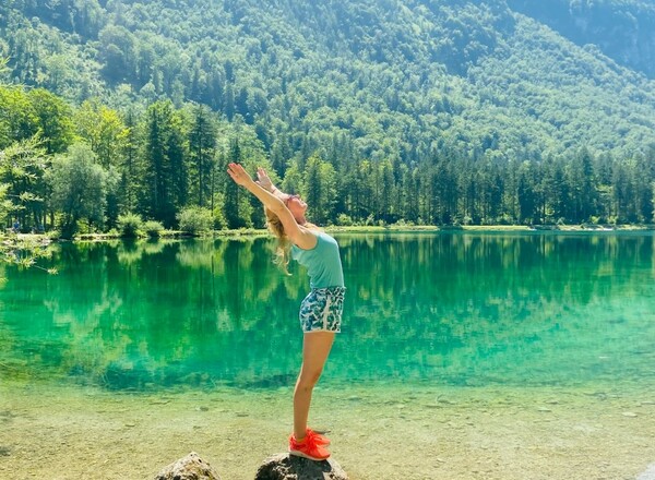 Mit Freude&Yoga  in den Tag starten jeweils Mittwochs von 8 bis 9:15 Uhr