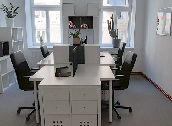 Ruhiger Arbeitsplatz im Gemeinschaftsbüro