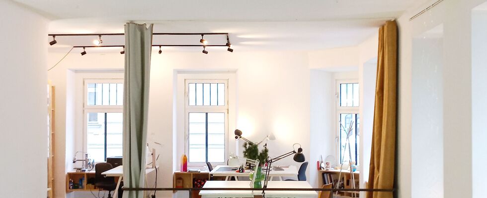Fix-Desk im Atelier O3 | Gemeinschaftsbüro auf Galerie (6. Bezirk)