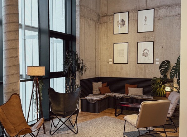 Modern. Hell. Inspirierend. – Dein Seminarraum in Atzgersdorf