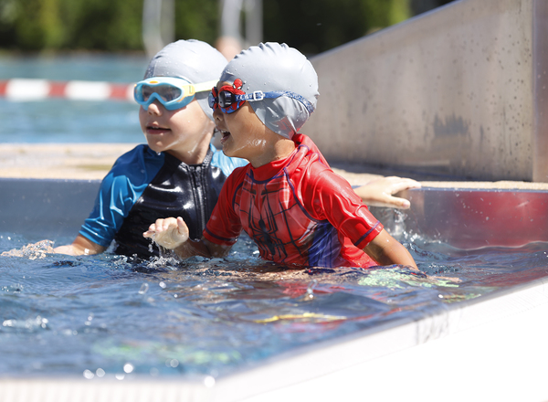 Kinder-, Jugend- und Erwachsenen Schwimmkurse