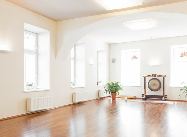 Prä- und Postnatal Yoga